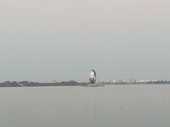 -上海滴水湖皇冠假日酒店