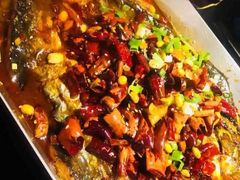 -鸣记脆皮烤鱼·海鲜烤鱼(三八广场店)