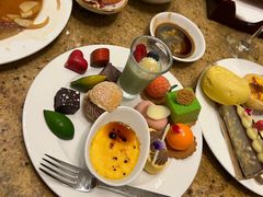 -松山湖凯悦酒店·Café自助餐厅·周末火舞秀表演