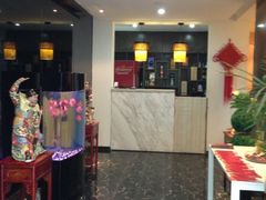 -湖庭壹品鸭王·传统北京烤鸭·别墅私房菜·庭院宵夜(江宁店)