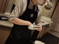 -星巴克臻选(上海陆家嘴中心店)