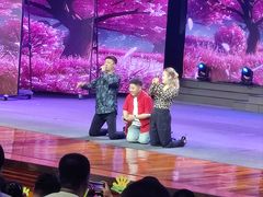 -南风大剧院莎梦二人转剧场