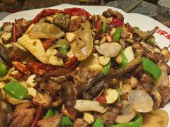 -巴扎屋大盘鸡·新疆菜(汇嘉时代店)