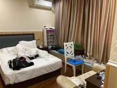 -龙宇酒店(龙平路地铁站店)