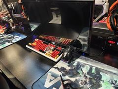 -鹏羽电竞馆(万盛东地铁站店)