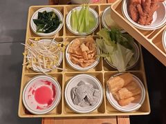 -巴隆门重庆老火锅(太湖路店)