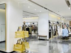 -URBAN REVIVO(济南世茂广场店)