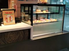 面包甜点陈列柜-麦当劳(天津站三店)