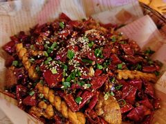 -粉墨特色菜·烧烤音乐酒馆