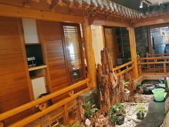 -韩都烤肉·烤鳗鱼(中街小北总店)