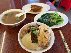 -猪脚洪隆江猪脚饭