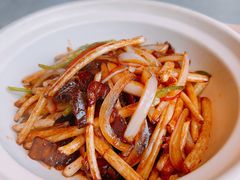 腊味花生苗-佬太公海鸭·海鲜大排档(上海总店)