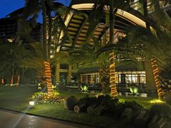 -三亚湾海居铂尔曼度假酒店