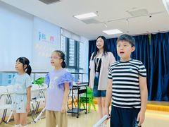 -蓝话筒·少儿成人演讲口才·主持朗诵·戏剧表演(大华第一坊店)