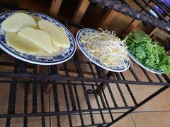 -东巴谷野生菌火锅餐厅