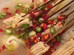 藤椒味钵钵鸡-嘉州叶婆婆钵钵鸡(建设路店)