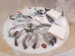鮰鱼-云中鱼蒸汽石锅鱼(川沙百联店)