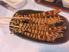 花竹虾-鲜入围煮花胶鸡海鲜火锅