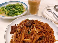 瑞士汁炒牛河-石板街港澳冰室(天环店)