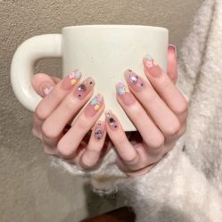 -悦指间美甲美睫