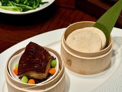 水漾扣肉配栗子饼-湘湖逍遥庄园·水漾中餐厅
