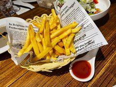 -1886德国汽车餐厅(外滩十六铺码头店)