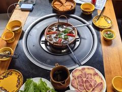 -银同牦牛肉火锅