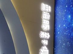 -蓝鲸奇亲子游泳俱乐部