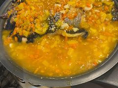 黄金酸辣味烤鱼-情妹耙泥鳅·江湖川菜(科华店)