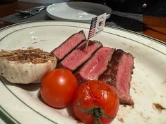 -MONICH牛排融合餐厅(和义大道购物中心店)