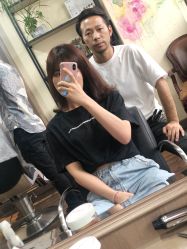 中发-苑苑发型设计