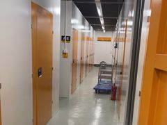 -安东易迷你仓自助寄存仓库(淞虹路店)