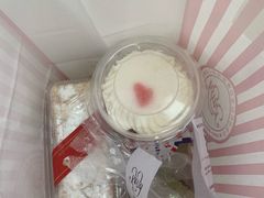 -红宝石·鲜奶小方·海派西点房(南翔店)