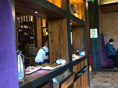-童年小筑餐厅(申花路店)