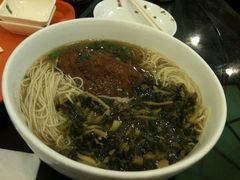 -鸿瑞興面馆(梅岭店)