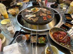 -彝人部落火盆烧烤(原内环足球场店)