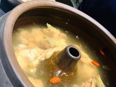 汽锅鸡汤-云海肴·汽锅鸡·云南菜(高德置地店)