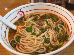 -小椒羊.羊肉粉 龙虾 羊肉串(新地旗舰店)