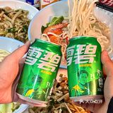 🍜海鲜面能多新鲜？活着到吃完不超十分钟…

