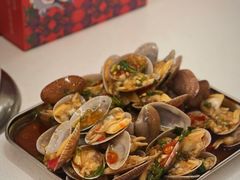 时椒炒花蛤-白仁仔· 活烤海鲜 宵夜(豫园店)