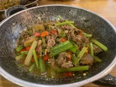-吃饭皇帝大土家民族菜(正大广场店)