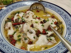 酸菜鱼-东江渔村(皇悦店)