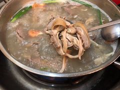 -老石黑山羊毛驴肉火锅(金凯广场店)