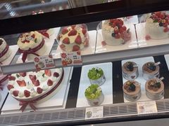 -花花卷卷·鲜食蛋糕(静安久光百货店)