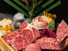 -铭牛烧肉·和牛海鲜自助(高新月牙湖店)