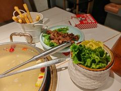 -牛人日志·鲜牛肉骨汤火锅(万科里瑧店)