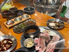 -黑豚黨韩国烤肉料理(悦然时光店)