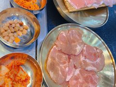 -臻牛烤肉