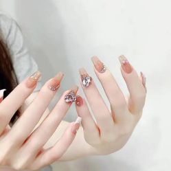 -悦指间美甲美睫