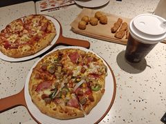 -必胜客(WOW中心城店)